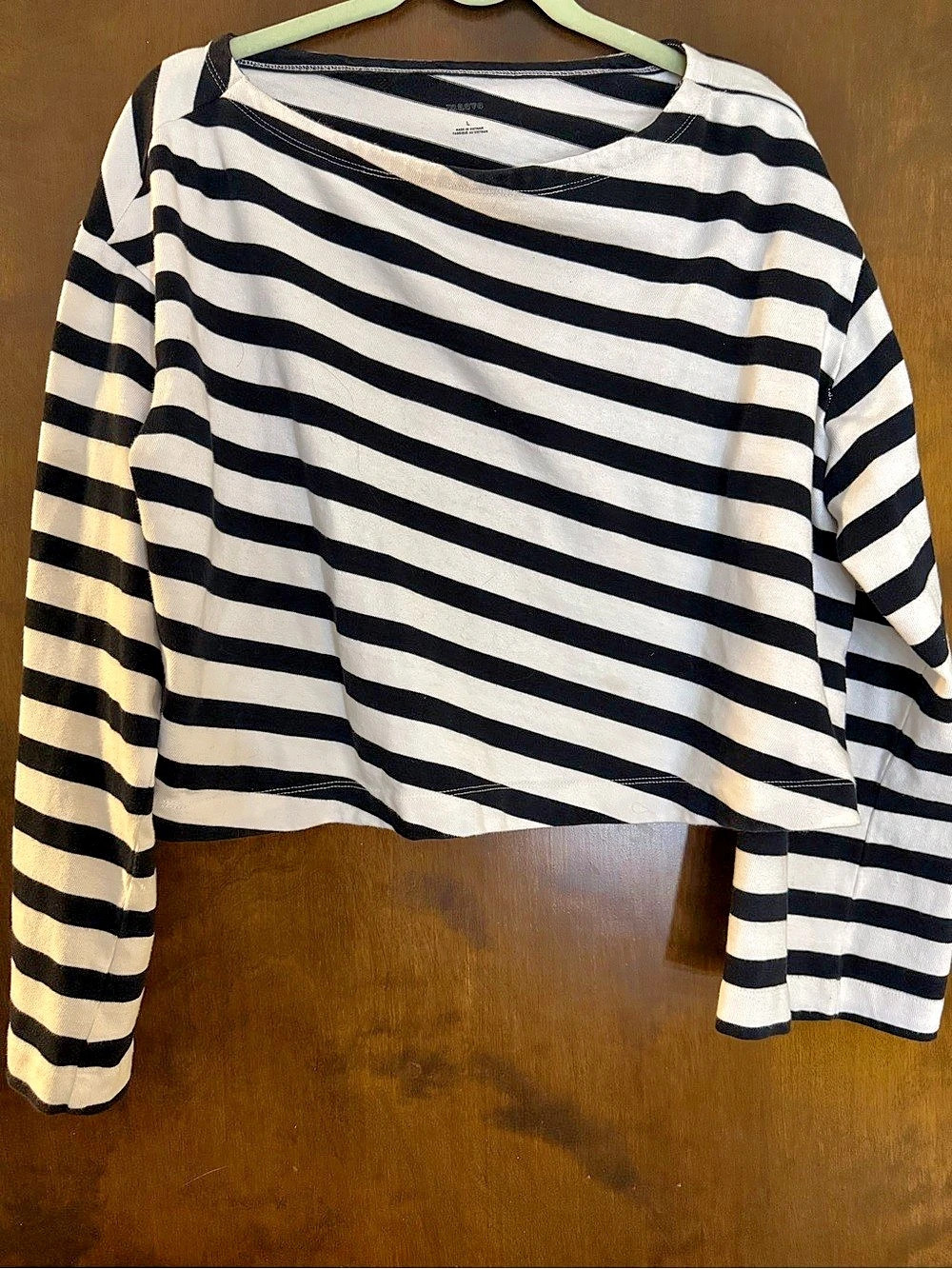 Mauve Black & White Striped Long Sleeve Crop Top size Large